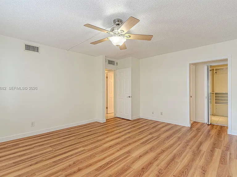 121 Golden Isles Dr #201 — Photo 21