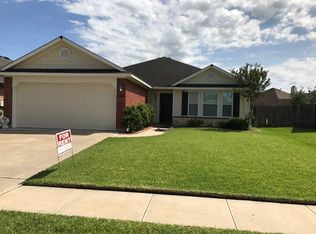 127 Riata, Victoria, TX 77901
