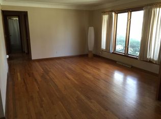 3006 Lawnview Dr, Des Moines, IA 50310