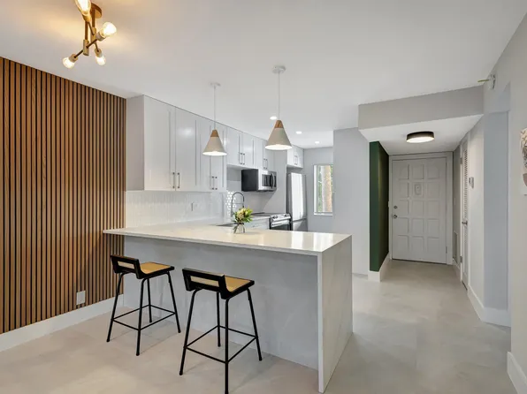 4090 Tivoli Court #208, Lake Worth, FL 33467