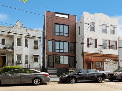 10 Williams Ave #2, Jersey City, NJ, 07304
