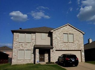 5424 Maverick Dr, Grand Prairie, TX 75052