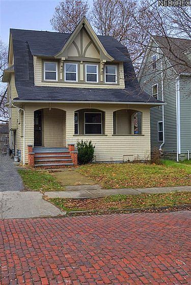 1st image of 1466 E 108th St