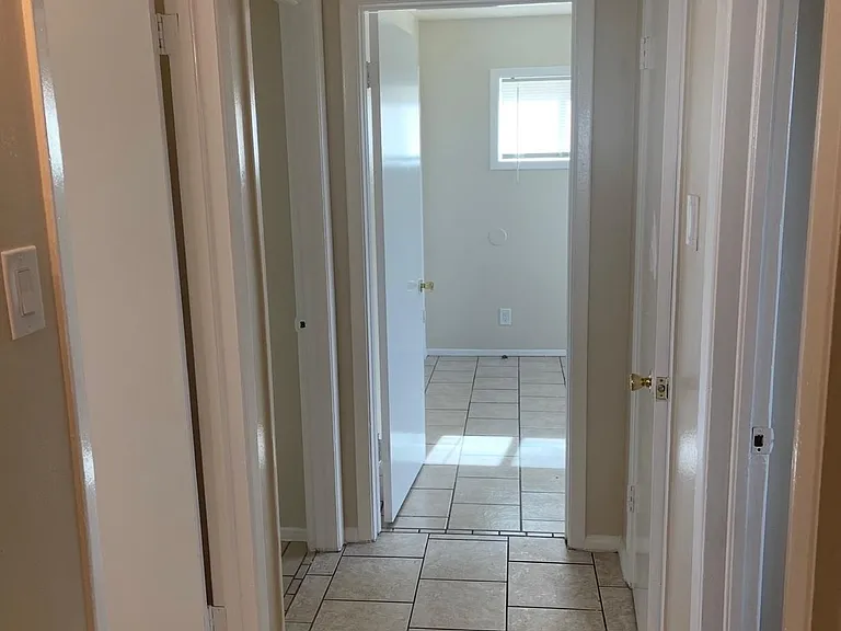 5712 Decatur Way — Photo 7