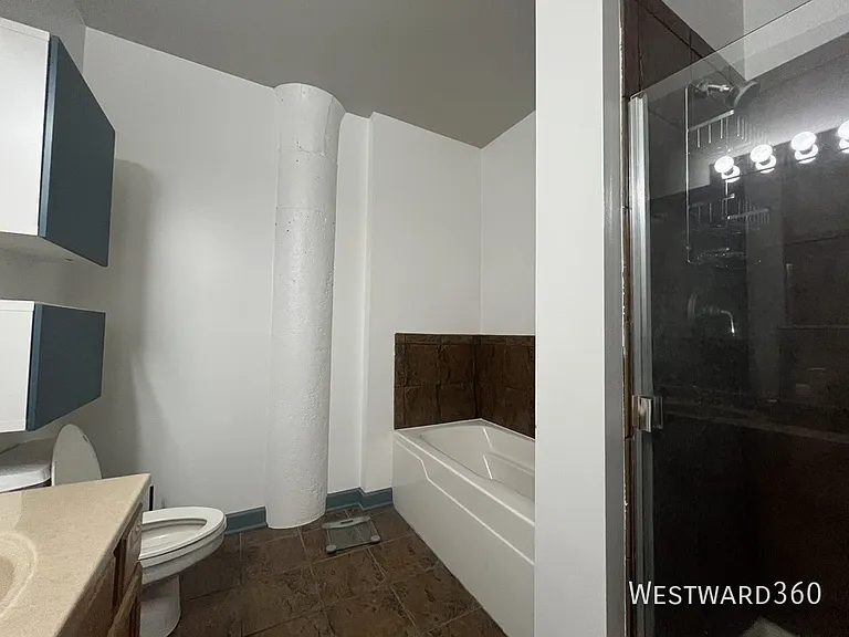 221 E Cullerton St #714 — Photo 17