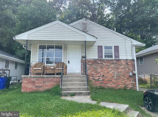 8910 34th Ave, College Park, MD 20740