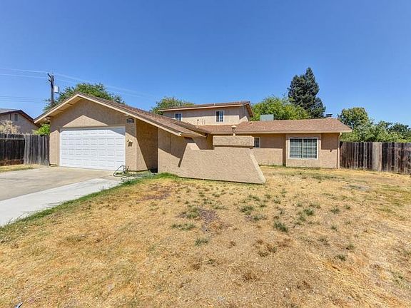 3rd image of 7641 Tierra Lawn Ct