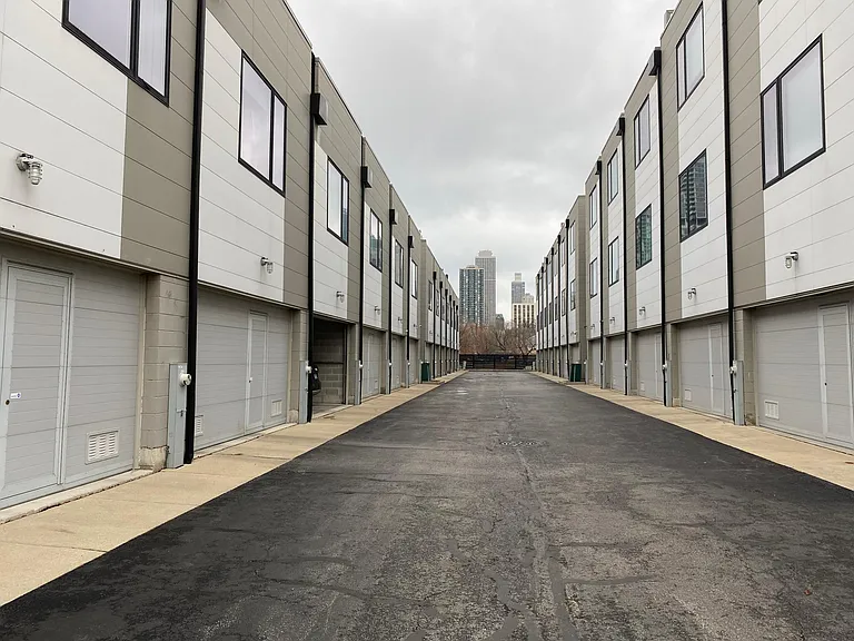Private Driveway to Garage