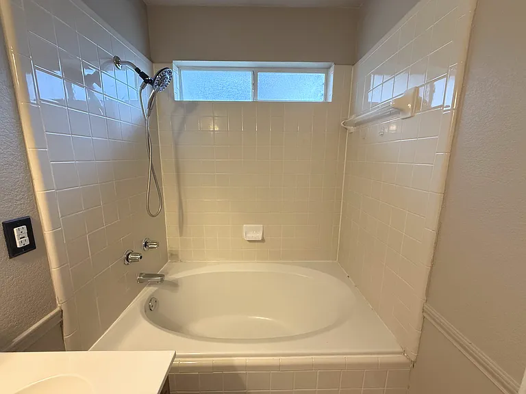 1002 Northern Dancer Dr — Photo 18