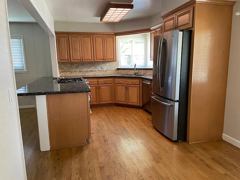 2098 Cirone Way — Photo 10