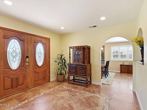 3rd image of 3279 Avenida Simi