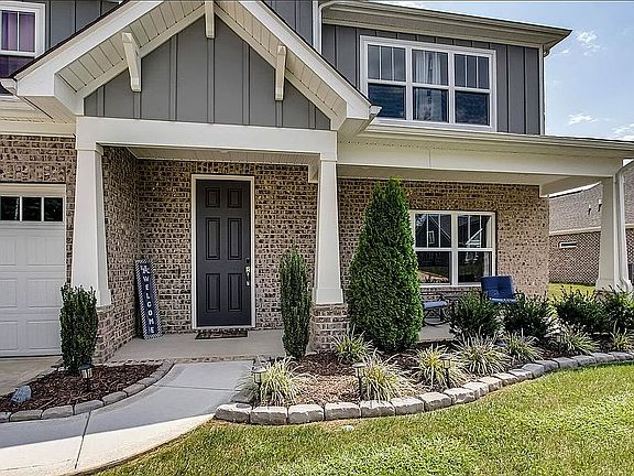 2nd image of 105 Ashton Fields Dr