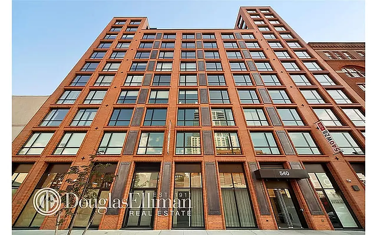 540 W 28th St #5G photo 1