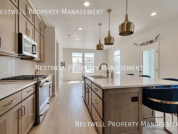 4th image of 6712 W Miramar St