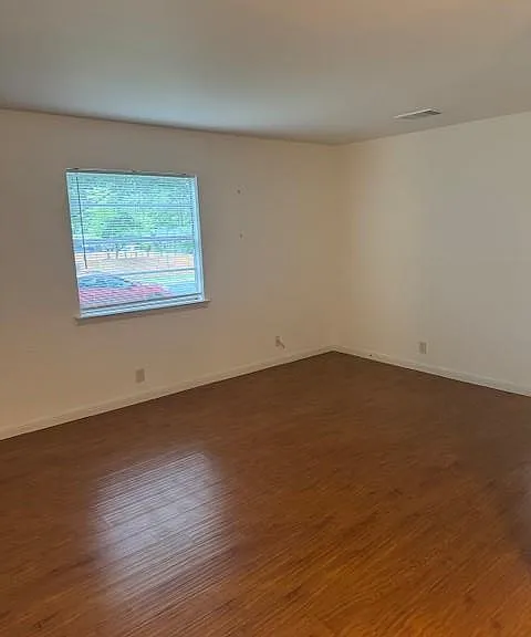 1212 Taulbee Ln #B — Photo 9