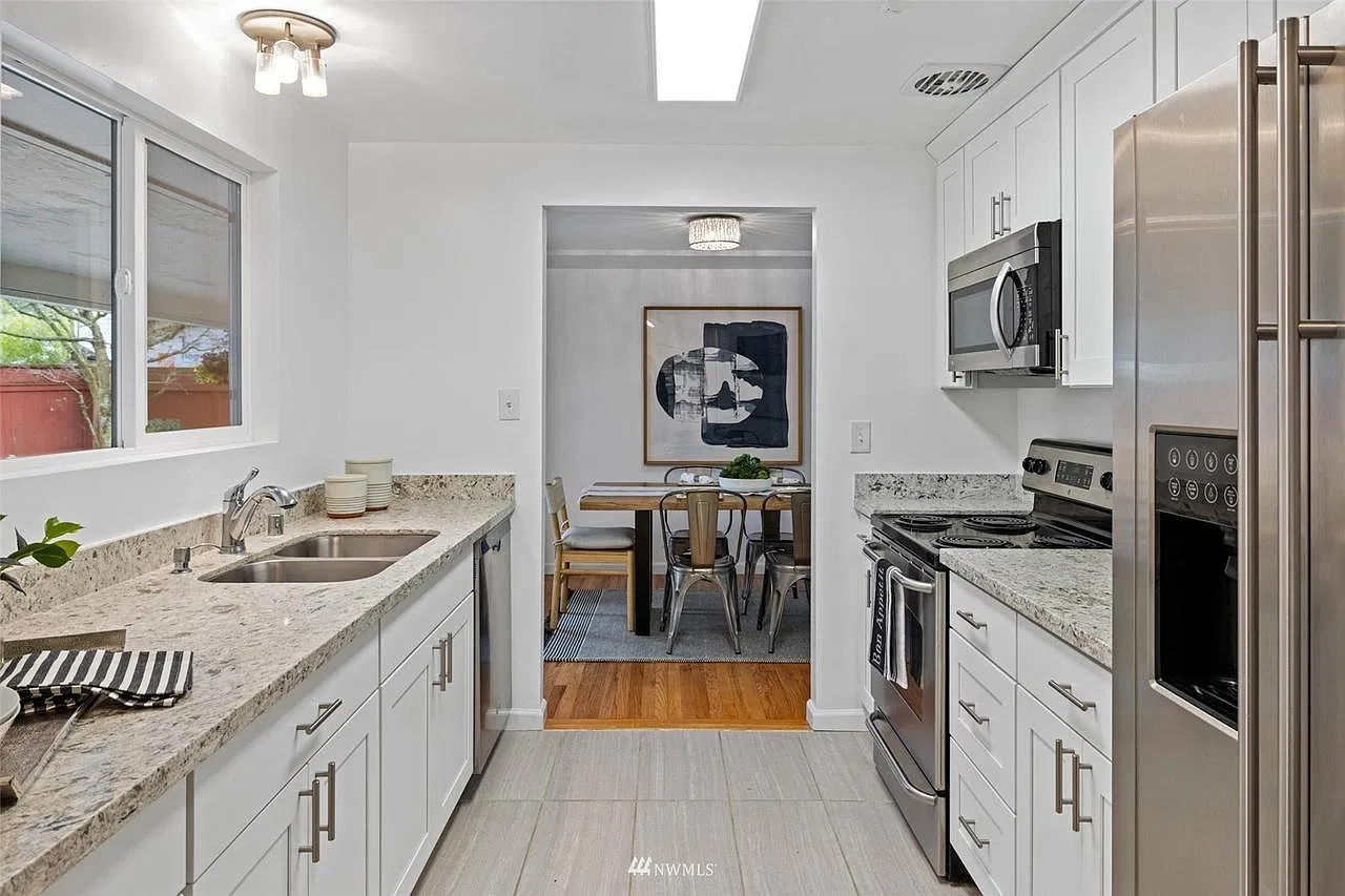 3 bed, 1480 sqft, $3,200 — Photo 3