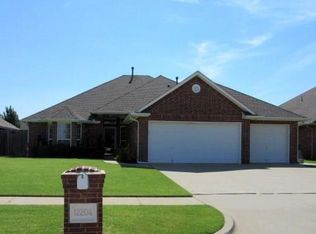 12204 Kimberlyn Rd, Oklahoma City, OK 73162