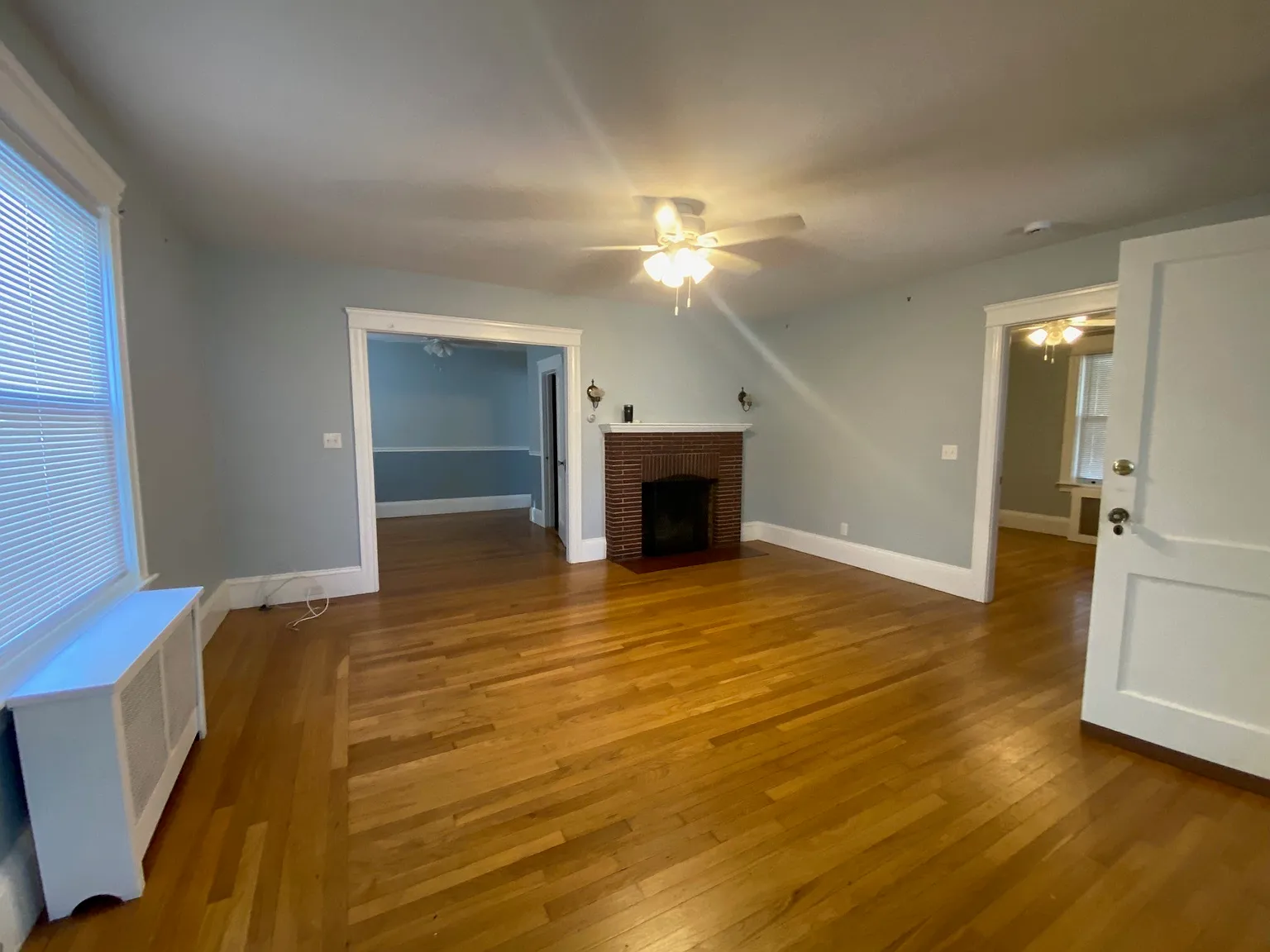 1 bed, 1.0 bath, 900 sqft, $2,100 — Photo 4