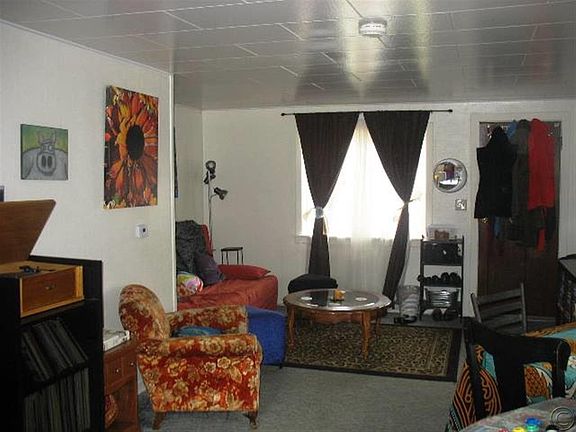 5th image of 141 Livingston Ave