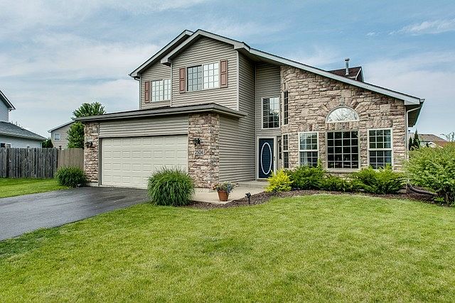 1st image of 2504 Falls Ct