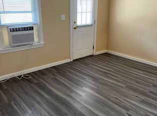 Mercer Apartments, Urbana, IL 61802