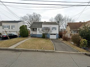 10 Jonquil Cir, Fords, NJ 08863