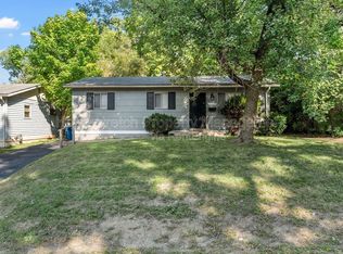 10224 Lord Dr, Saint Louis, MO 63136