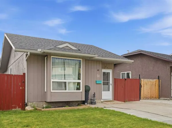 51 E Aberdare Way NE, Calgary, AB T2A 6T6