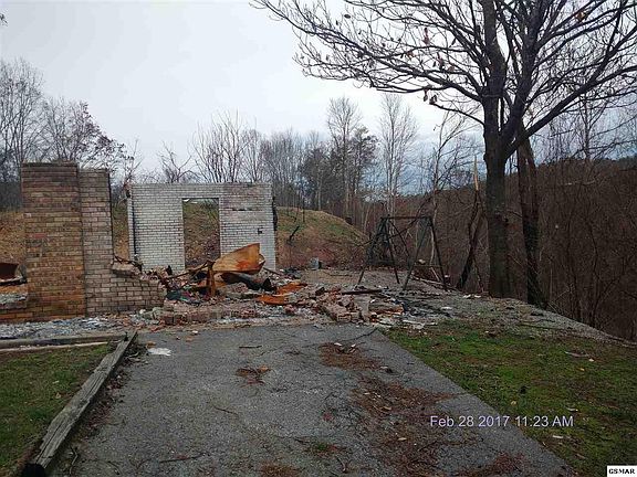 3rd image of 1639 Rebel Hill Dr