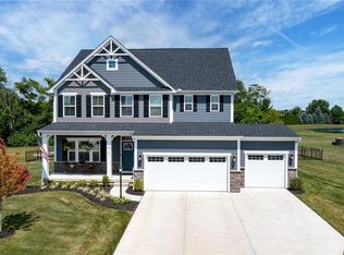 917 Acorn Dr, Dayton, OH 45440