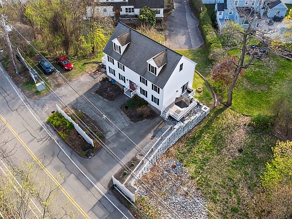 3rd image of 725 Waverly Rd