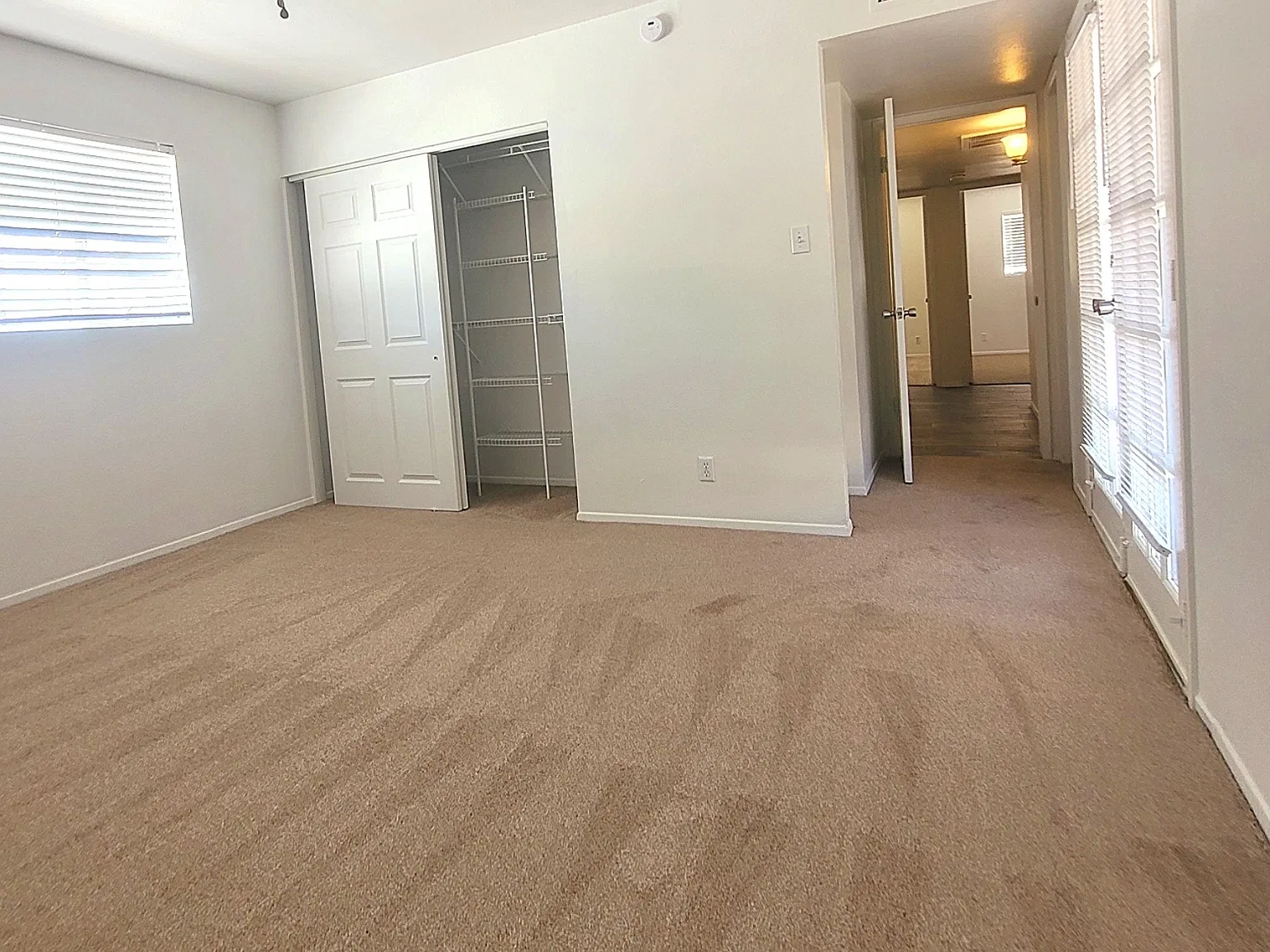 7226 East Portland Street - 1 — Photo 3