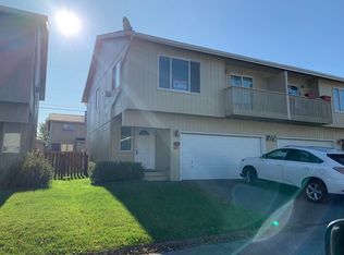 422 Ocean Point Dr, Anchorage, AK 99515