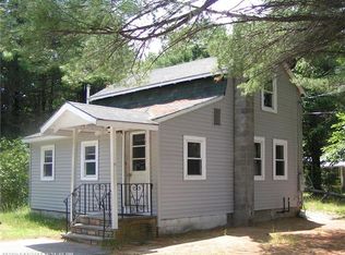 3 Staples Ave, Oxford, ME 04270
