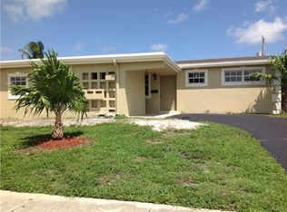 520 SW 28th Dr, Fort Lauderdale, FL 33312