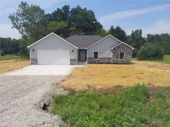 310 NE 51st Rd, Warrensburg, MO 64093
