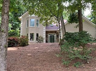 135 Mist Green Ct, Alpharetta, GA 30022