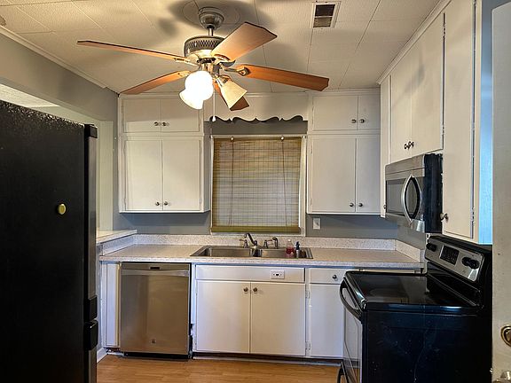 5th image of 2 Cottage Ln