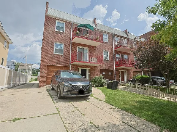 8433 120th St, Kew Gardens, NY 11415