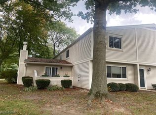 3263 Bay Landing Dr #27, Westlake, OH 44145