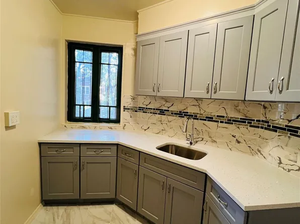 2033 McGraw Avenue #MH, Bronx, NY 10462