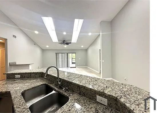 16317 Okeechobee Blvd — Photo 21