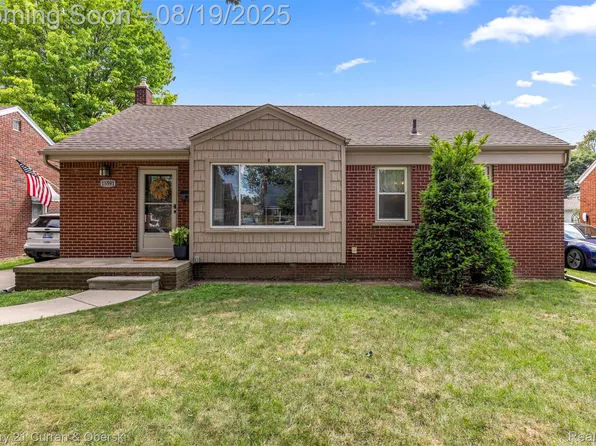 15591 Aster Ave, Allen Park, MI 48101