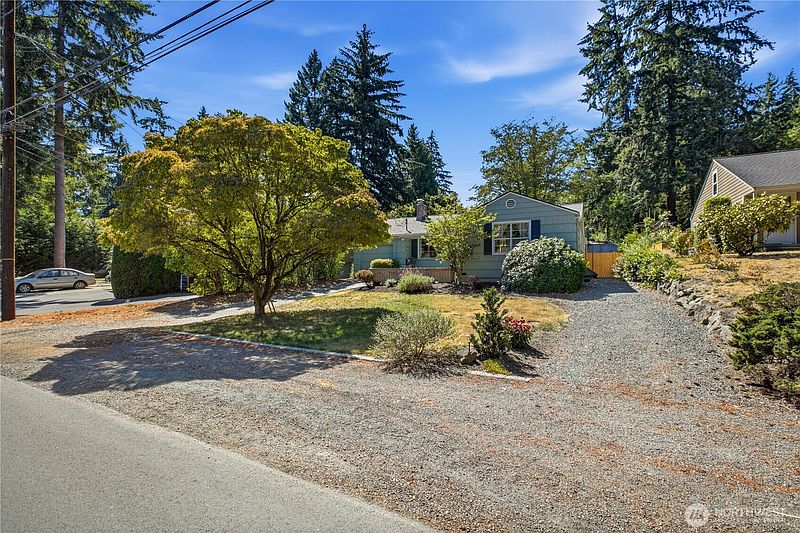 3rd image of 13041 25th Avenue NE
