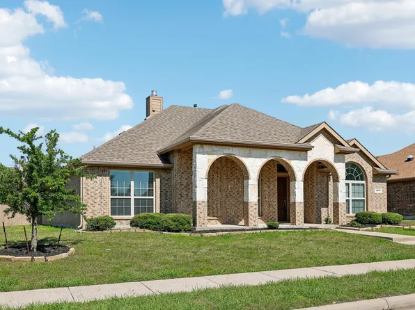 1209 Whispering Gln, Royse City, TX 75189