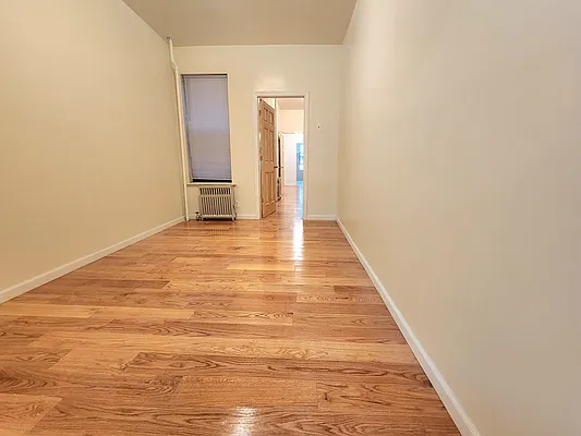 Rented by Capri Jet Realty Corp | media 3