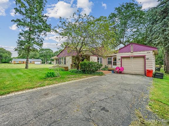 3rd image of 2119 Cherry Ave