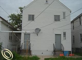 3rd image of 11673 Klinger St