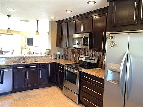 4th image of 2706 Emerald Lake Ct