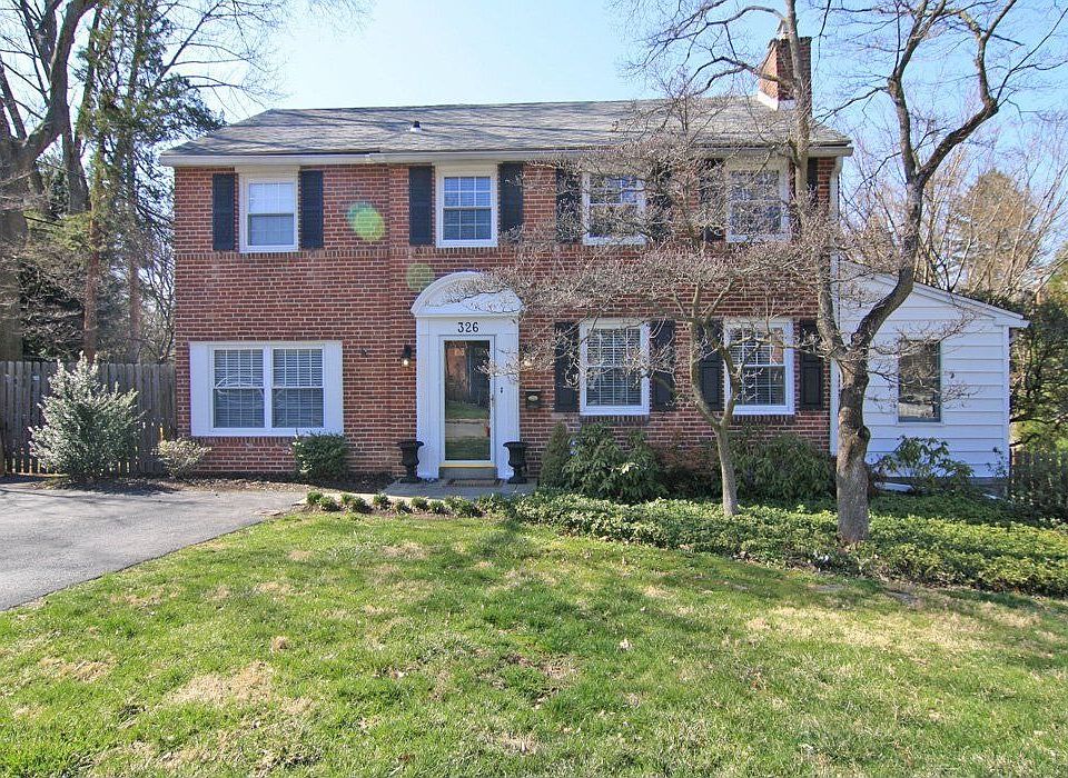For Sale: 326 Old Forest Road, Wynnewood, PA 19096
